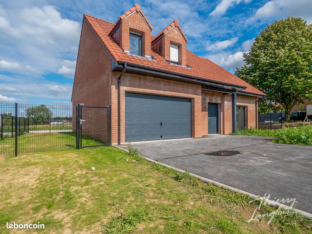 Maison 7 pièces 170 m² · à Genech · 170 m² · 549 000 €