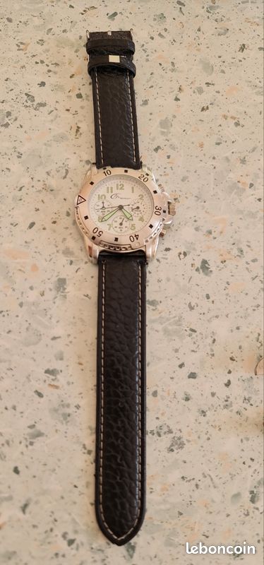 Bracelet montre quartz Montluçon chrono aiguilles fluo (image 9)