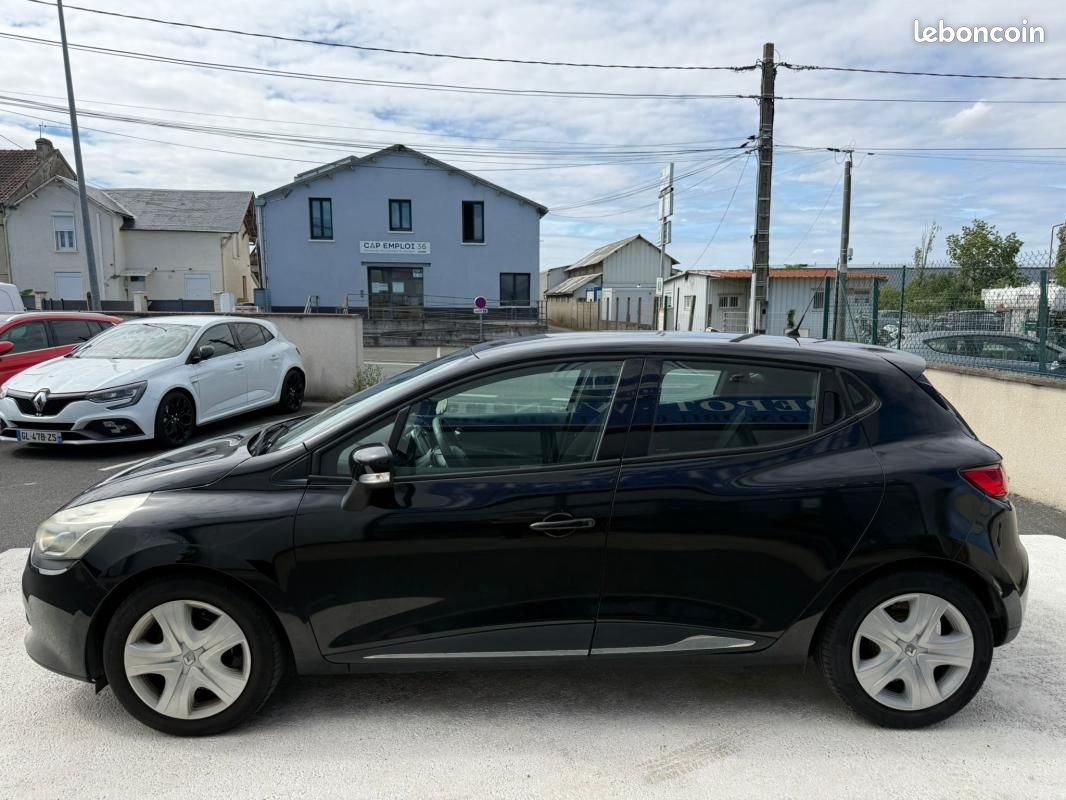 Renault Clio 4 1.5 DCI 75CH GARANTIE 6 MOIS / REPRISE POSSIBLE (image 4)