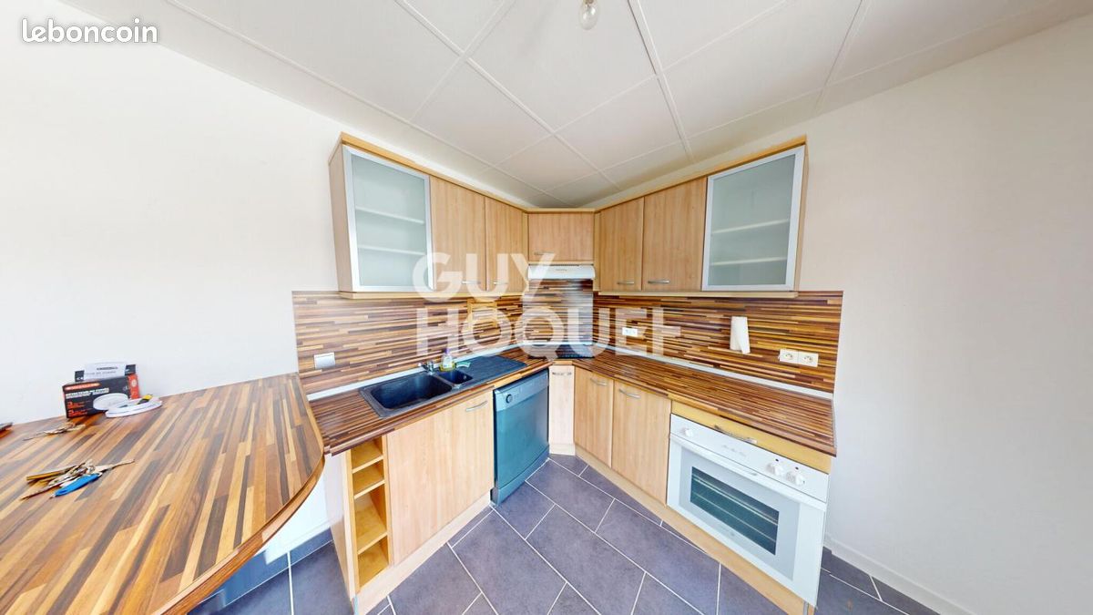 Appartement 4 pièces 65 m² · à Albertville · 65 m² · 900 €