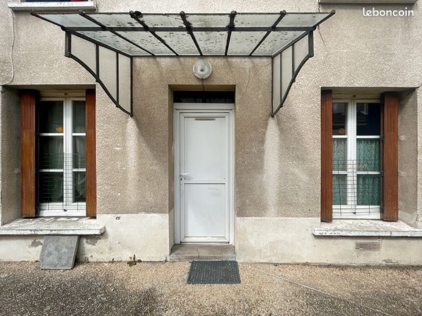 https://img.leboncoin.fr/api/v1/lbcpb1/images/d8/53/59/d853599ceefd3c7e854205287152e8c7f72c7e47.jpg?rule=ad-image