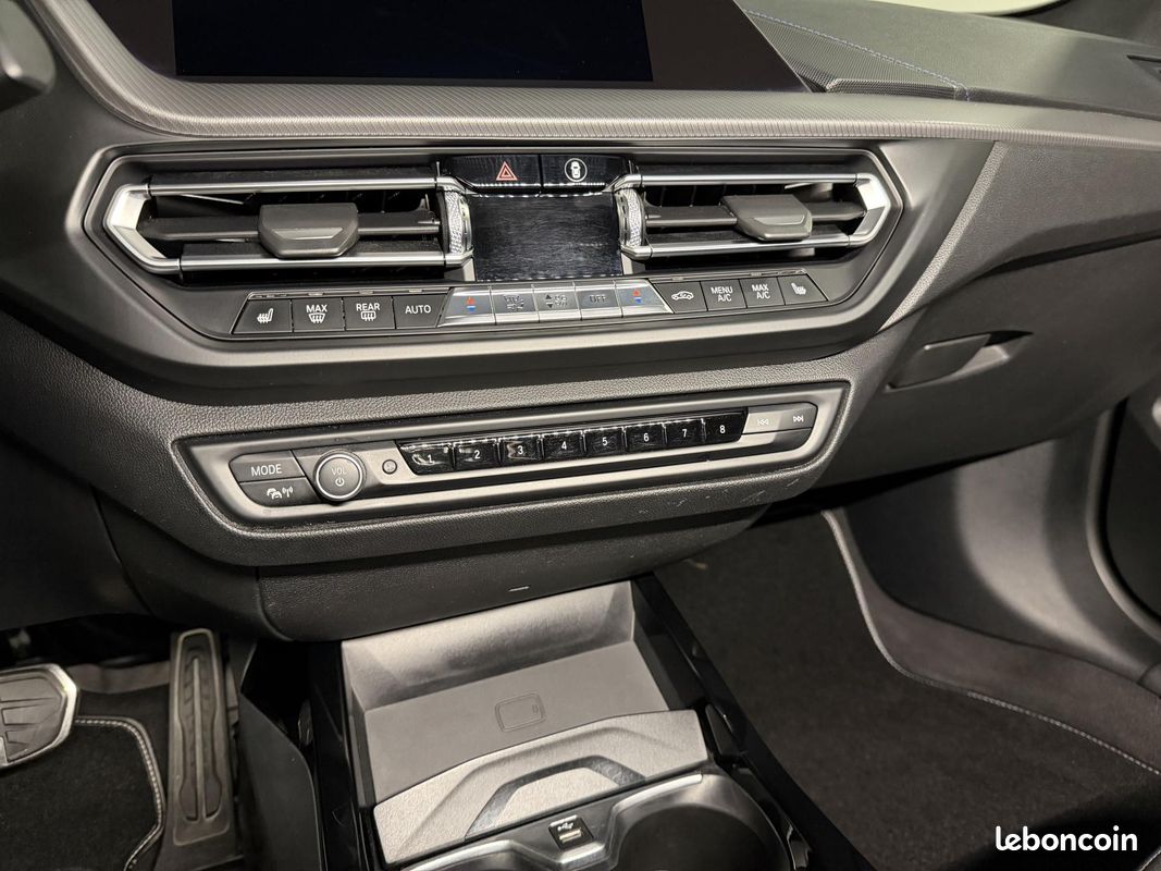 BMW SERIE 1 (F40) 118d 150 8CV M SPORT BVA (image 30)
