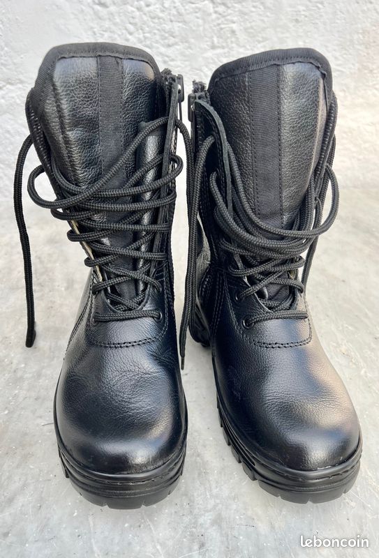 Pointure 38 TOTALEMENT NEUVES TOUT CUIR Chaussures