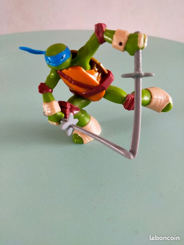 Figurine Tortue Ninja Léonardo (image 1)