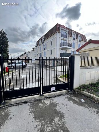 Garage/box 12 m² Chelles