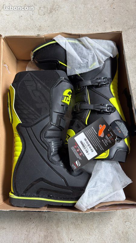 Bottes enduro neuves (image 1)