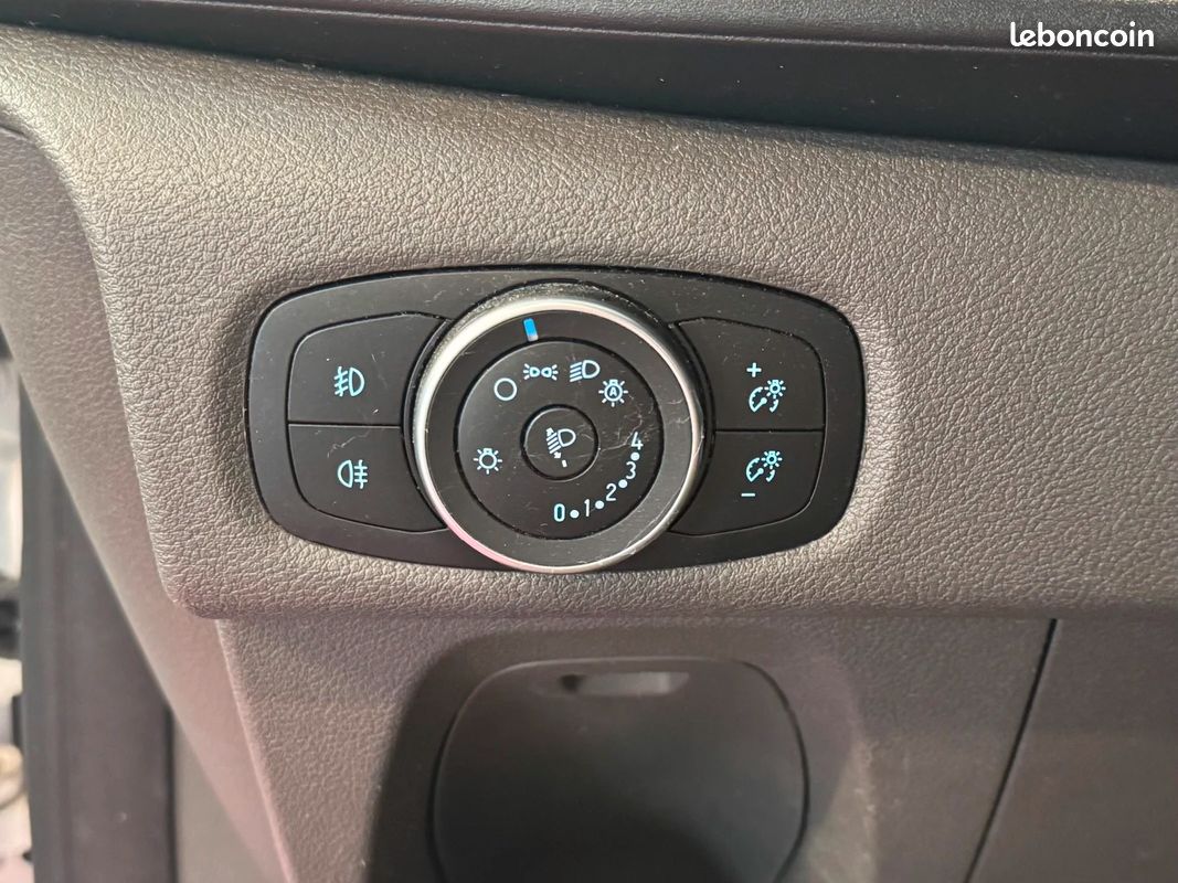 FORD TRANSIT CUSTOM FOURGON L1H1 2.0 ECOBLUE 185ch BVA SPORT | KIT DISTRIB OK / Vidange BVA OK & Révision OK (image 20)