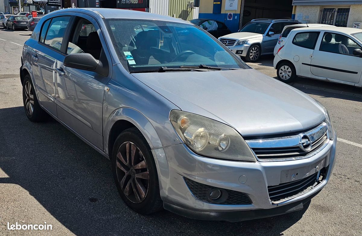 Opel astra 1.7 cdti 100ch (image 2)