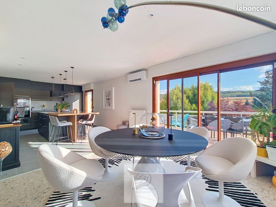 Maison 6 pièces 215 m² · à Lay-Saint-Christophe · 215 m² · 499 000 €