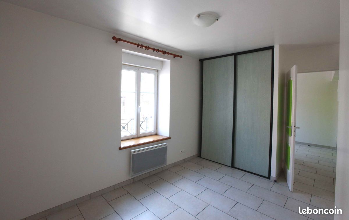Appartement 1 pièce 29 m² · à Neufchâteau · 29 m² · 395 €/mois