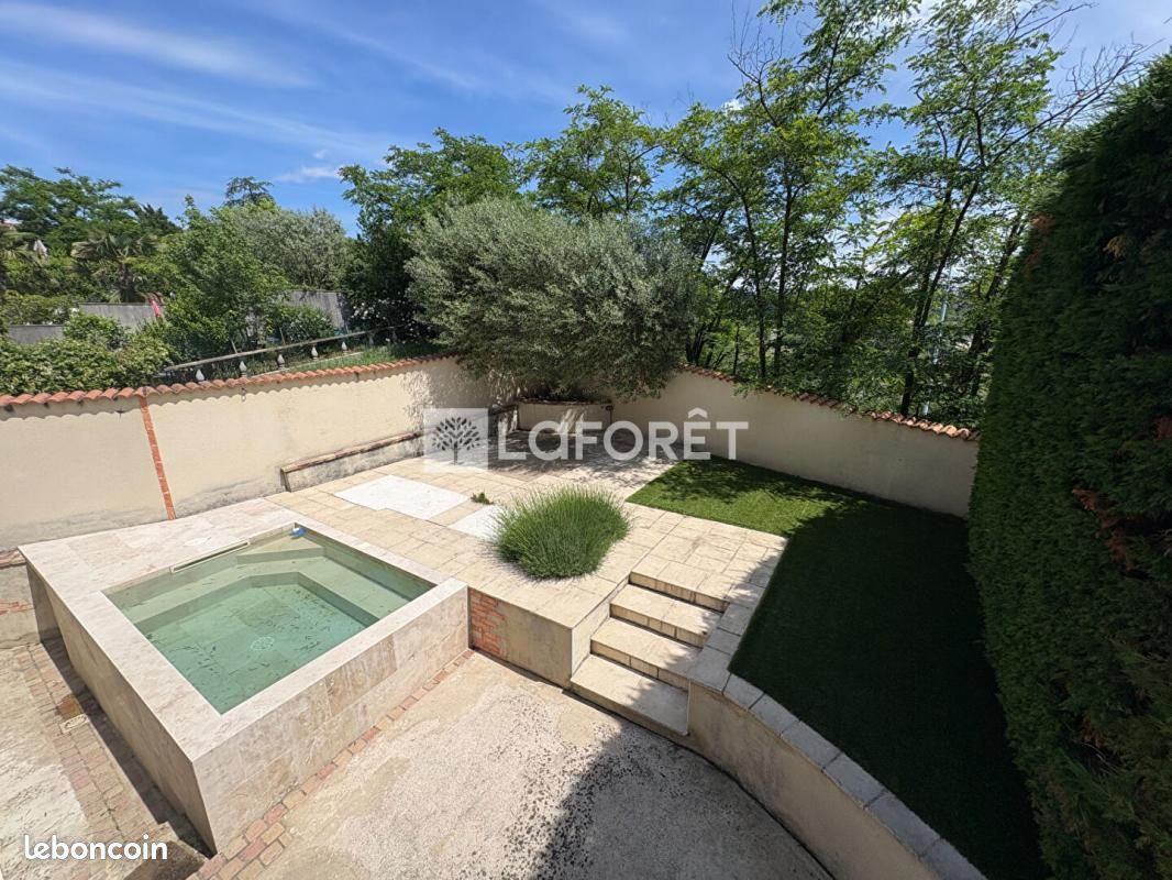 Maison 5 pièces 136 m² · à Grigny-sur-Rhône · 136 m² · 319 000 €