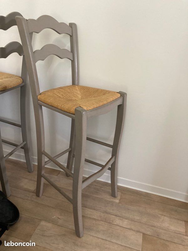 Vends 4 tabourets haut (image 1)