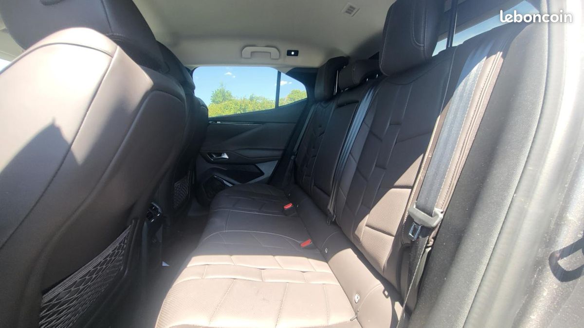 DS 4 BlueHDi 130 EAT8 Etoile - Cuir Nappa (image 9)