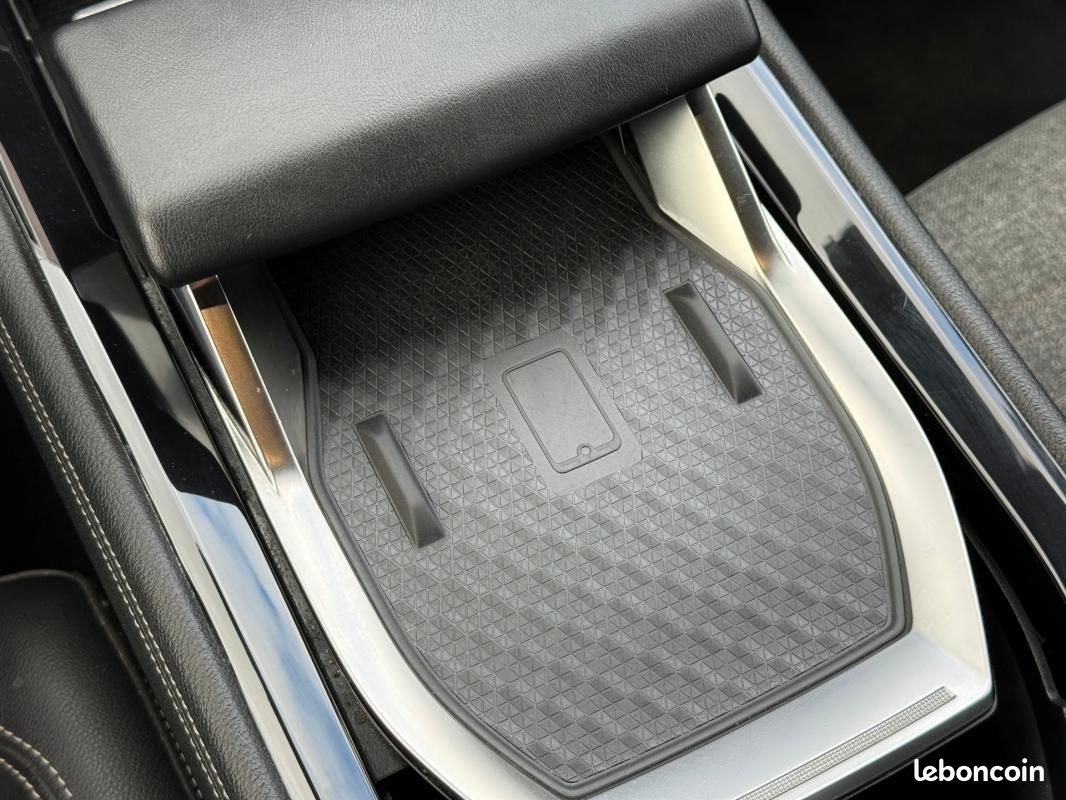 Renault Espace VI E-Tech hybrid 200 Techno (image 16)