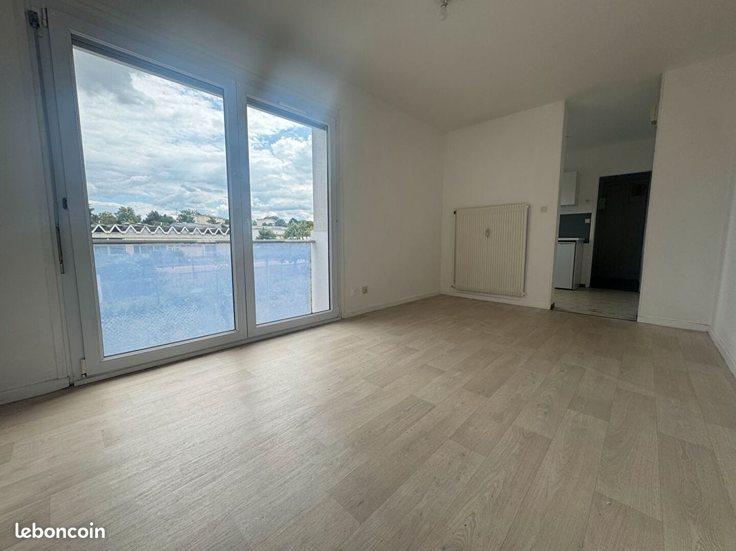 Appartement a louer vandoeuvre-les-nancy - 1 pièce(s) - 25 m2 - Surfyn
