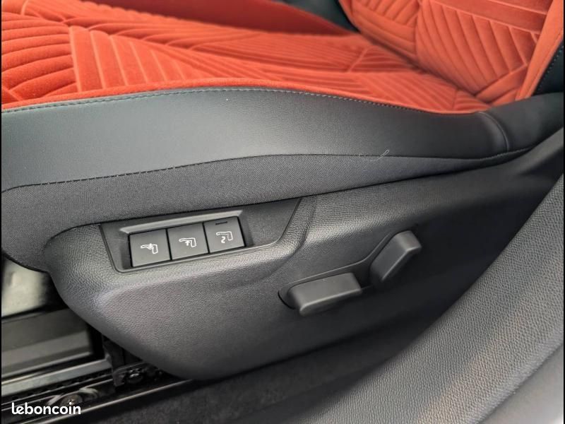 Lancia Ypsilon 1.2 Ibrida 100ch LX eDCT6 (image 20)