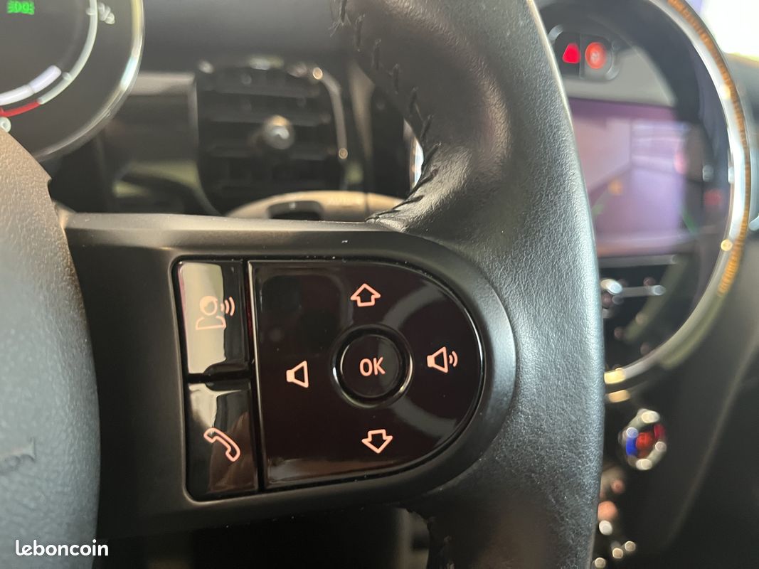 MINI Hatch 5 Portes Cooper 136 ch DKG7 Edition Premium Plus (image 17)