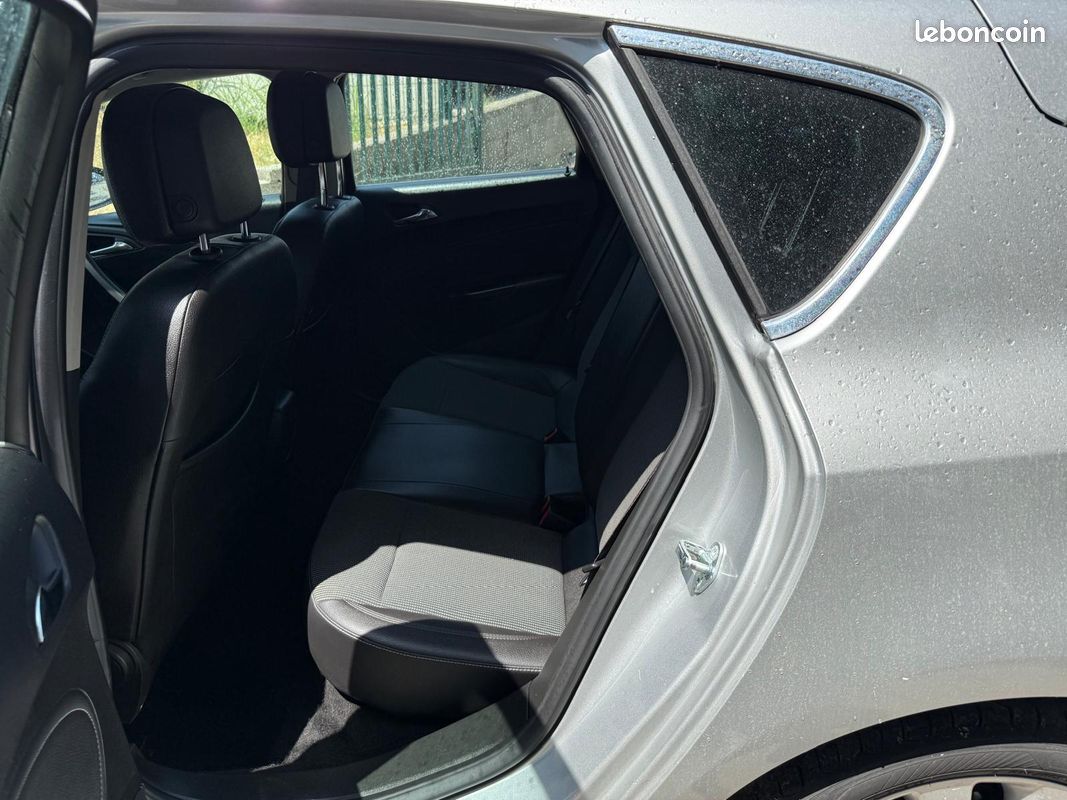 Opel Astra 1.4 Turbo 140cv Cosmo 2014 (image 5)