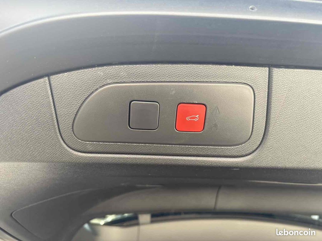 Ds DS 7 1.6 PLUG-IN HYBRID 4X4 300CH ETOILE (image 20)