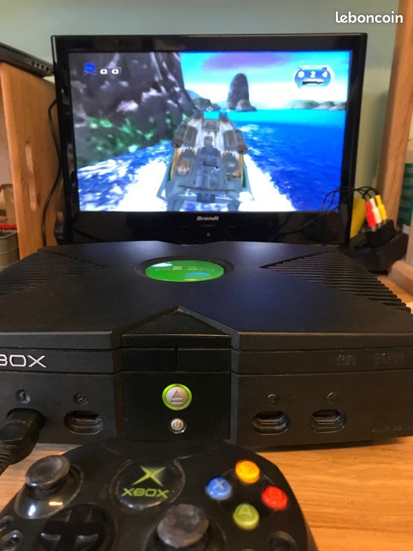 Console Xbox première génération + 2 manettes - Consoles