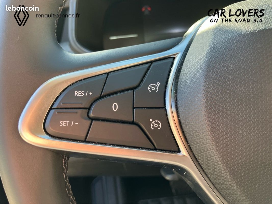 RENAULT Clio E-Tech full hybrid 145 ch GSR2 Evolution (image 15)