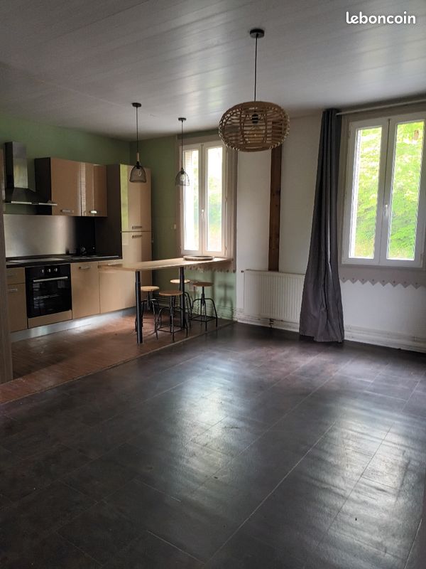 Bel appartement T3 - Tulle 19000 (image principale 0)