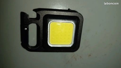 Mini lampe de poche portable COB, porte-clés, 4 éclairages, torche EDC, extérieur, étanche, urgence, camping, pêche, lampes de travail (image 1)