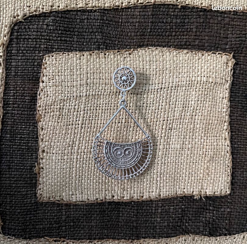 Très jolie Mono Boucle d'oreille en argent (image 7)