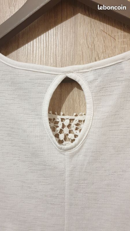 T-shirt haut brodé blanc (image 6)