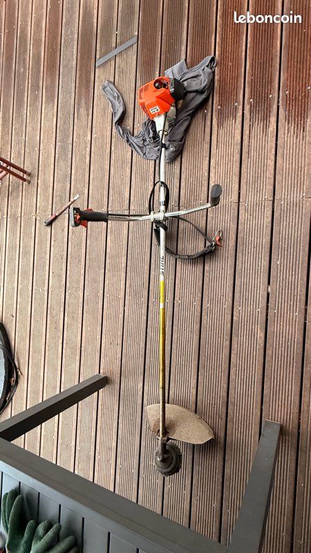 Débroussailleuse STIHL essence (image 1)