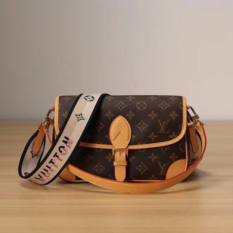 Etui téléphone Louis Vuitton d'occasion - Annonces accessoires et bagagerie  leboncoin