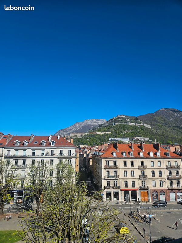 Appartement 1 pièce 17 m² · à Grenoble · 17 m² · 580 €/mois