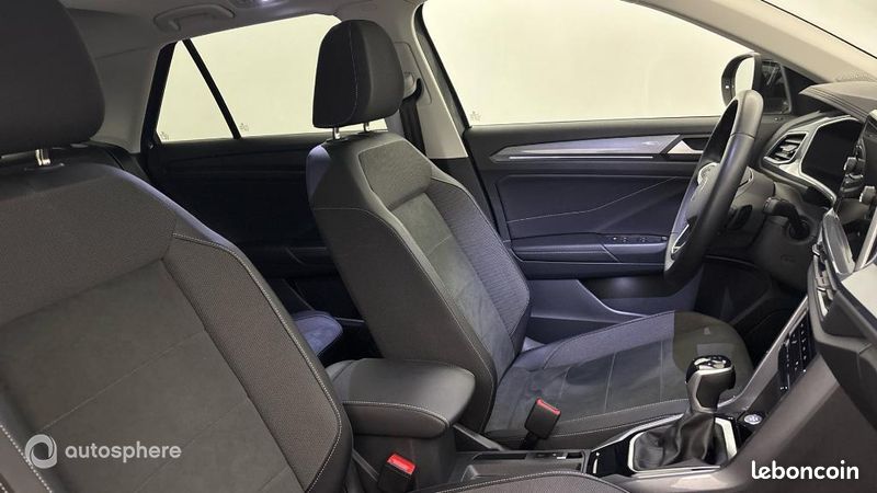 Volkswagen T-Roc 1.5 TSI EVO 150ch Style DSG7 (image 15)