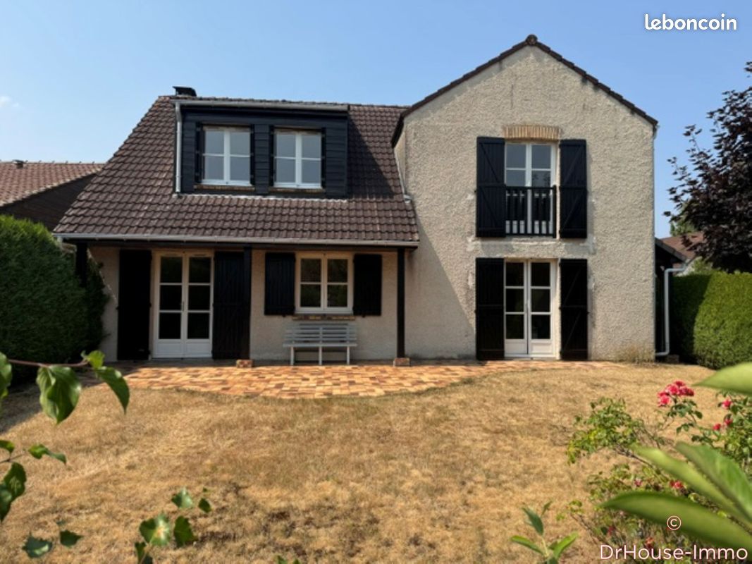 Maison 6 pièces 140 m² · à Cernay-la-Ville · 140 m² · 399 000 €