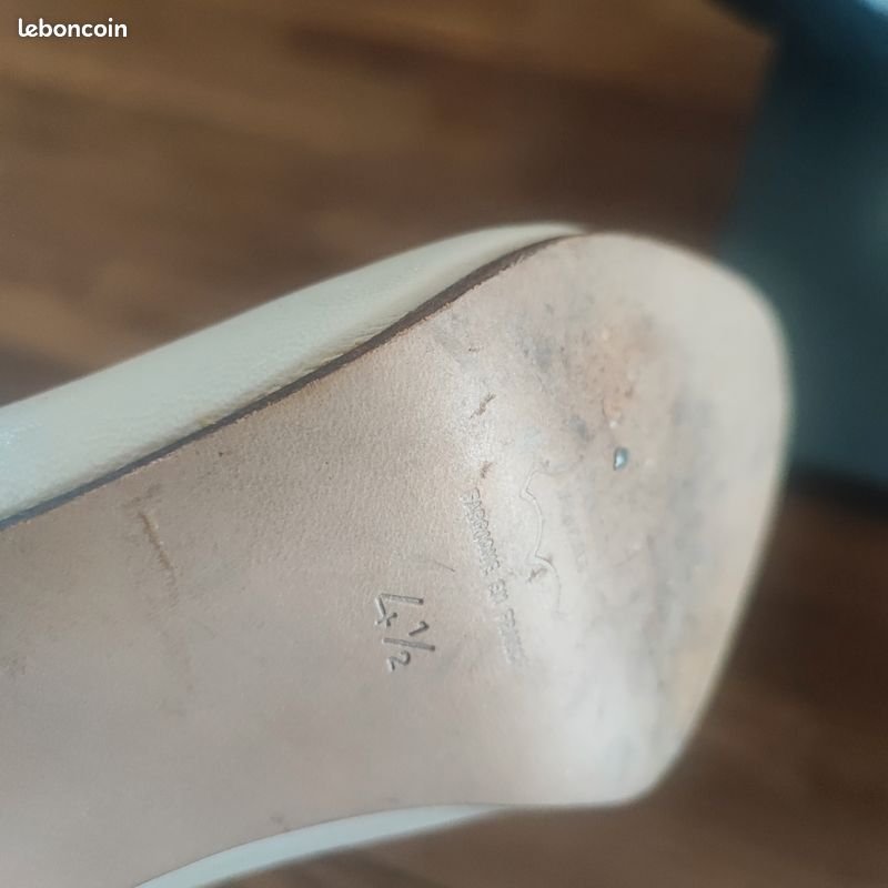 Très belle paire de chaussures beige acheter pour un mariage pour femme (image 7)