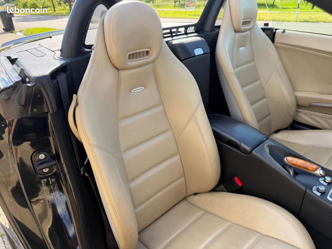 Mercedes SLK 55 AMG Roadster 360ch - 1 ère main Navi Sièges chauffants Pneus été (image 3)