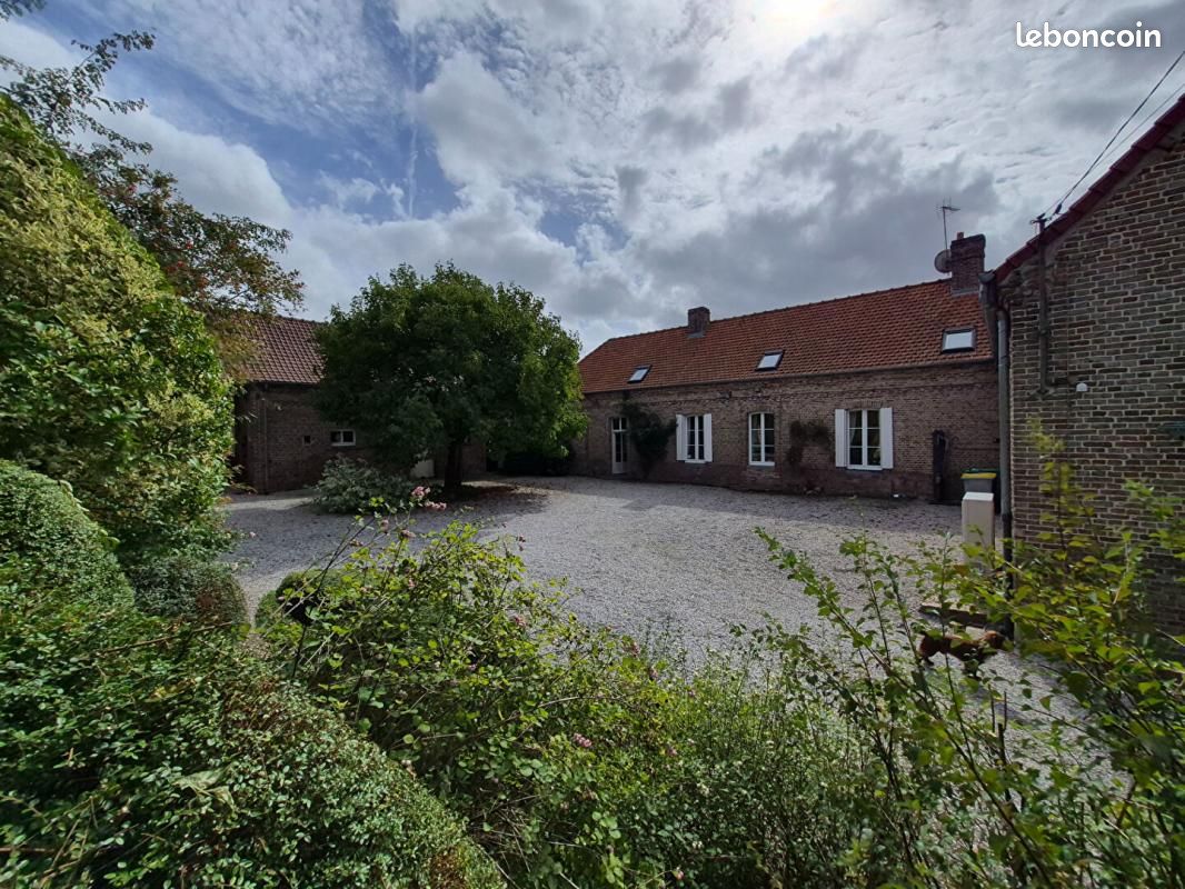 Maison 9 pièces 260 m² · à Ligny-sur-Canche · 260 m² · 440 000 €