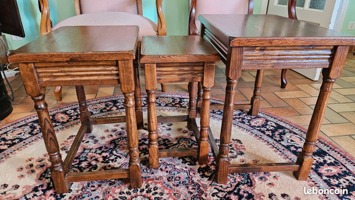 Tables gigogne (image 1)