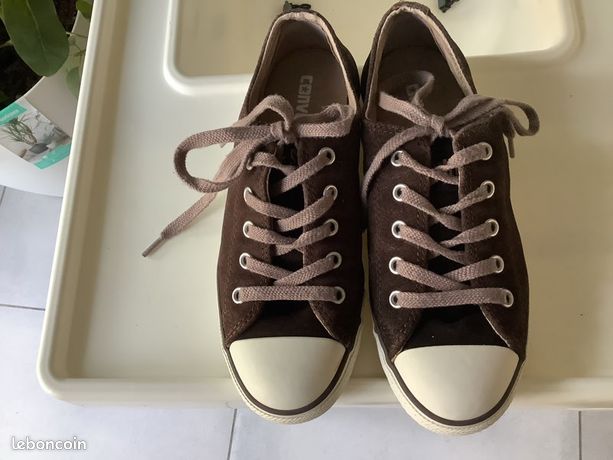 LOT DE 2 PAIRES DE COLLANT TAILLE 35/37 OU 10/12 ANS OU 131/155 CM