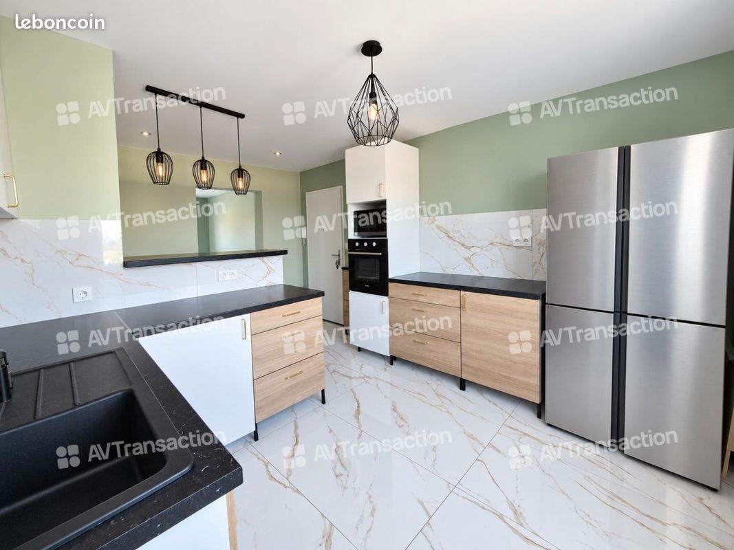 Appartement 2 pièces 53 m² · à Vaulx-en-Velin · 53 m² · 140 000 €