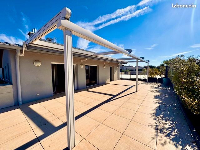Appartement 2 pièces 73 m² · à Bron · 73 m² · 317 000 €
