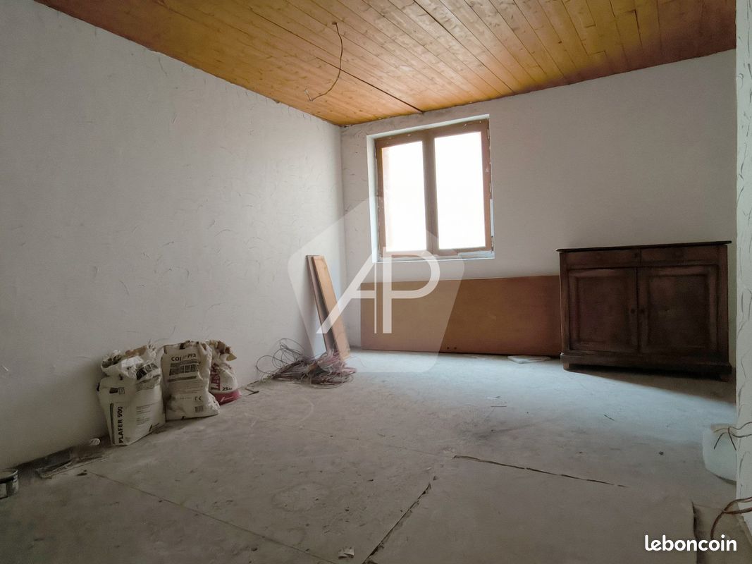 Appartement 4 pièces 65 m² · à Briançon · 65 m² · 79 500 €
