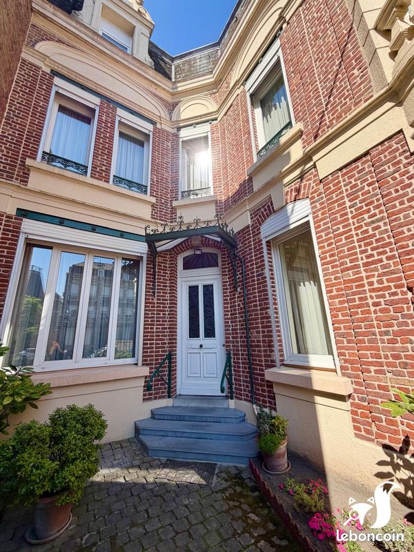Maison 9 pièces 223 m² · à Cambrai · 223 m² · 314 900 €