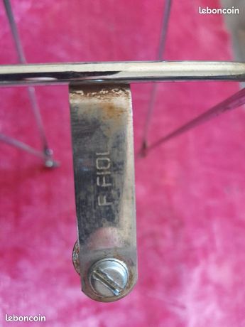 Porte-bagages F.Fiol – Vélo Ancien Randonneur – Modèle Vintage Eroica D09