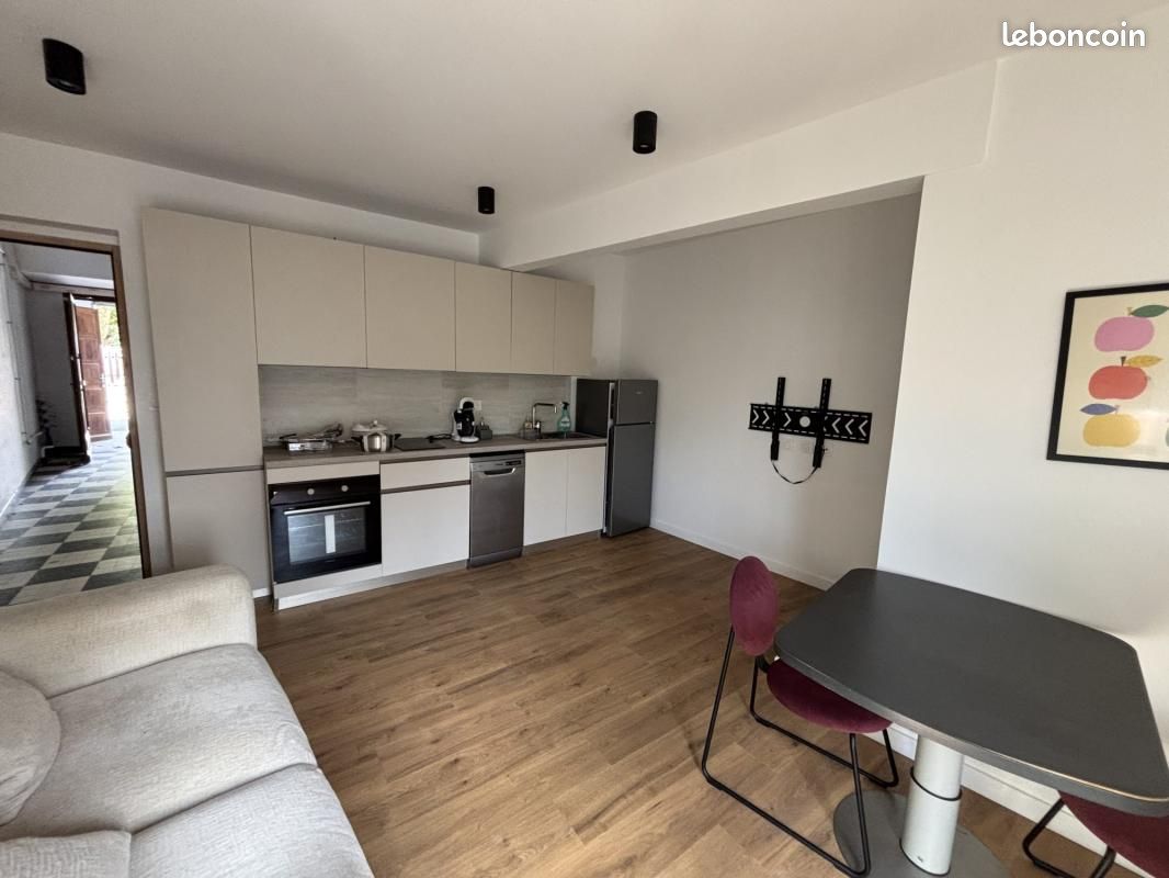 Appartement 2 pièces 45 m² · à Tournon-sur-Rhône · 45 m² · 700 €/mois