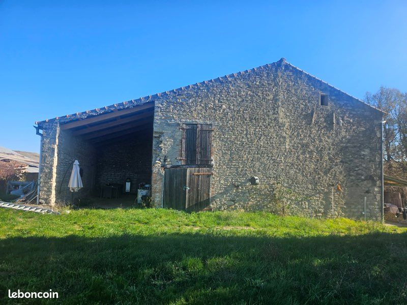 Maison 2 pièces 70 m² · à Barjac · 70 m² · 180 000 €