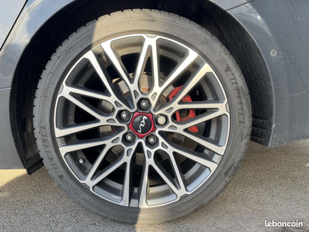Kia pro cee d 1.6 t-gdi 205 gt dct bva (image 25)