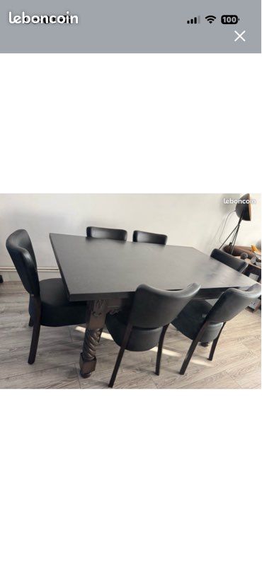 Table 8 personnes (image 1)