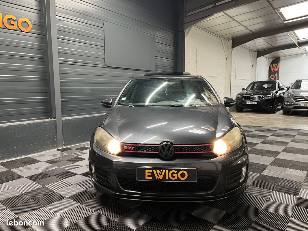 VOLKSWAGEN GOLF GTi (image 18)