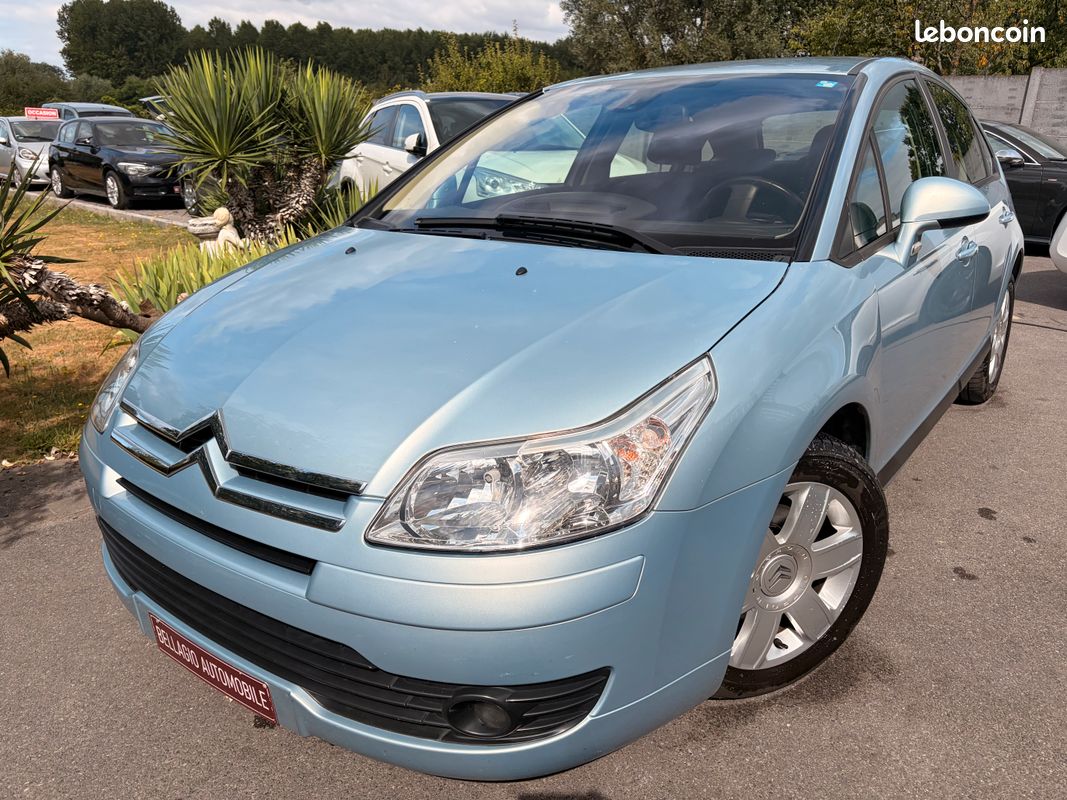 Citroën C4 1.6 essence exclusive boîte automatique 110ch seulement 99000 km 1er propriétaire +++ garantie 12 mois +++ suivi complet (image 1)